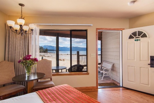 Mourelatos Lakeshore Resort image 2