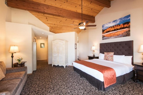 Mourelatos Lakeshore Resort image 8